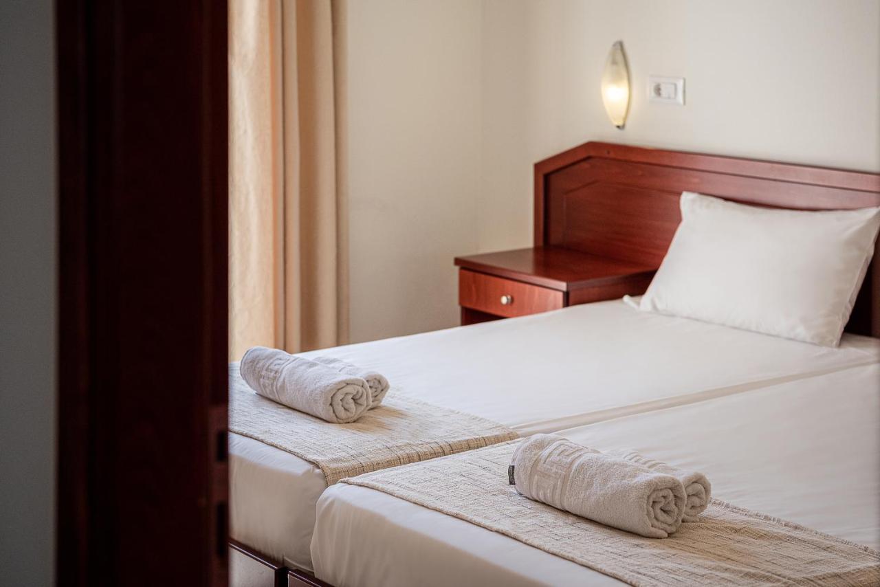 Artemis Apartments Sztalósz Kültér fotó