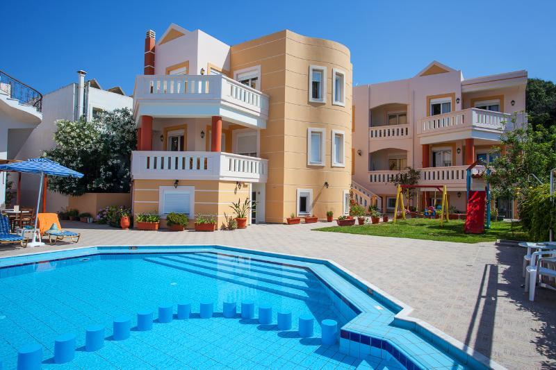 Artemis Apartments Sztalósz Kültér fotó